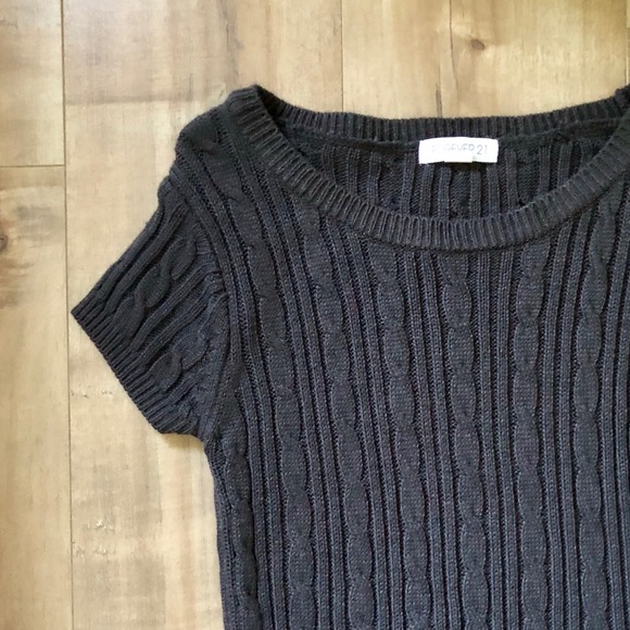 Forever 21 Grey Dress Short Sleeve - Picture 2 of 4